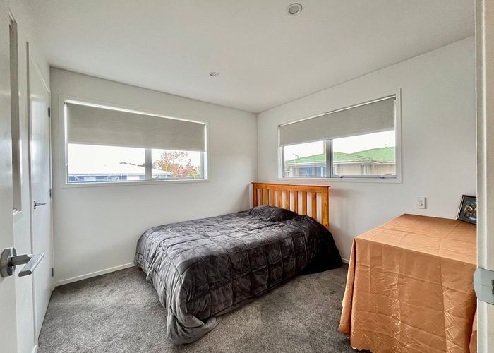  at 1/42 Kaikoura Street, Henderson, Waitakere City, Auckland