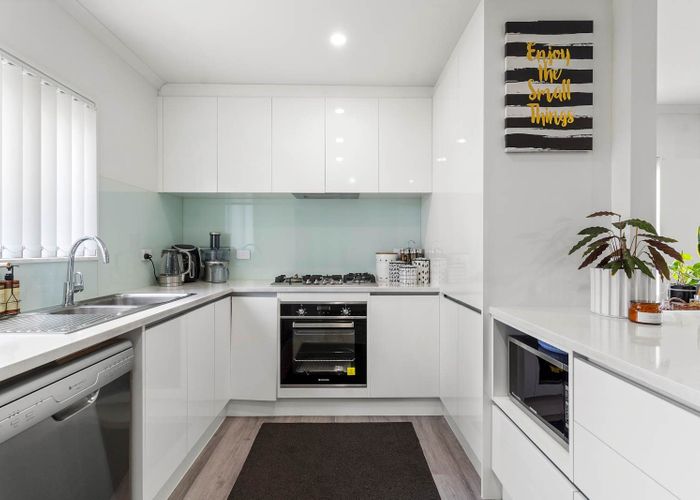  at 36 Landscape Road, Papatoetoe, Manukau City, Auckland