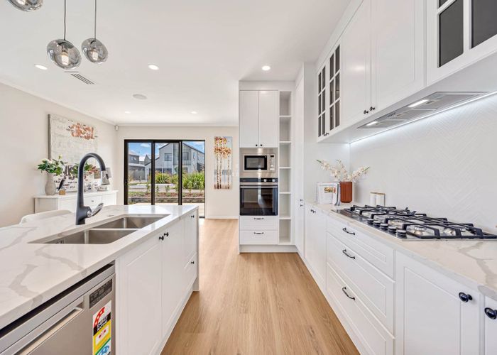  at 40 Parkmore Drive, Karaka, Franklin, Auckland