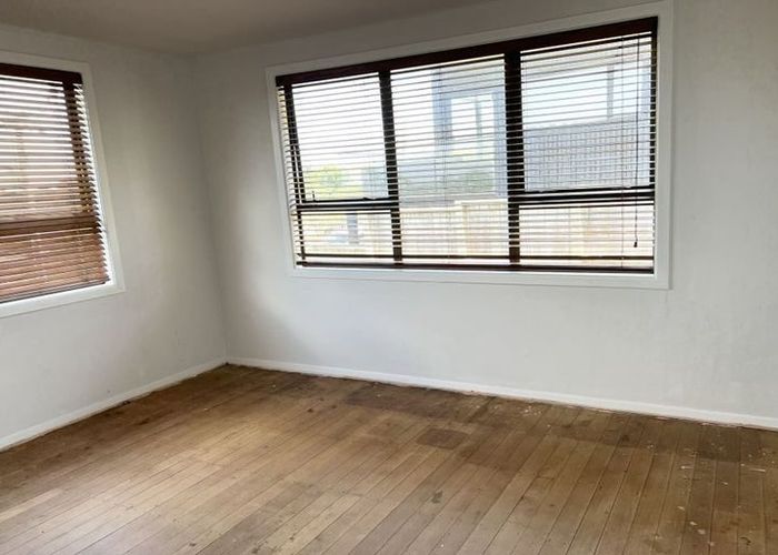  at 22 Clairville Crescent, Wai O Taiki Bay, Auckland City, Auckland