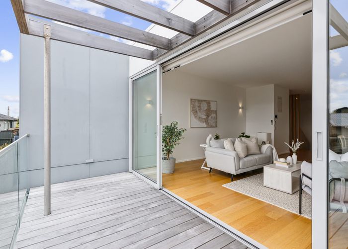  at 384D Kapiti Road, Paraparaumu Beach, Kapiti Coast, Wellington