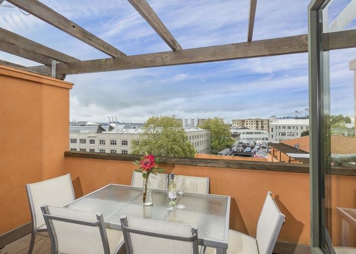  at 2/10 Cleveland Road, Parnell, Auckland City, Auckland