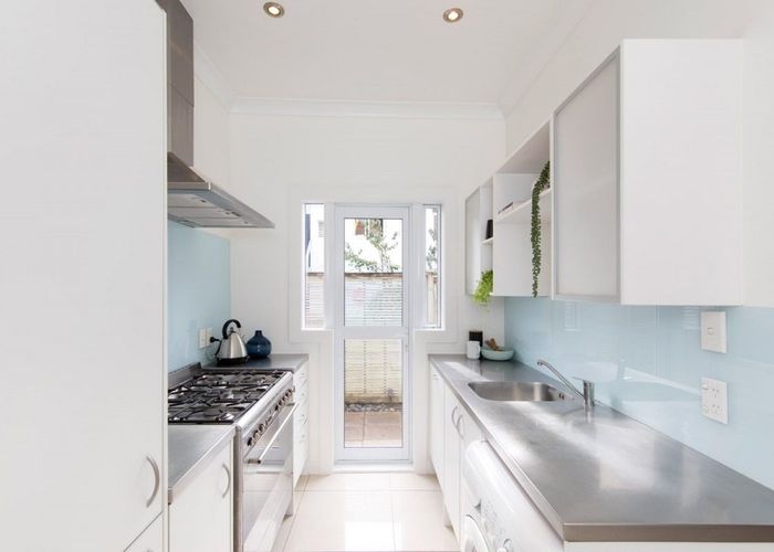  at 402C Mt Eden Road, Mount Eden, Auckland City, Auckland