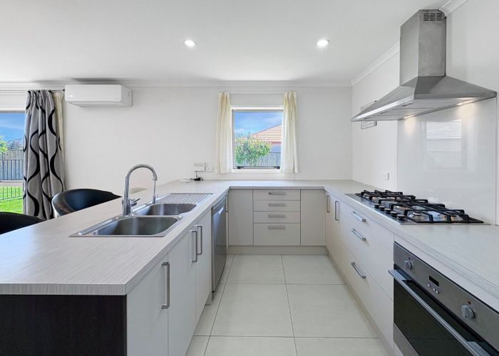  at 8 Buckingham Place, Springvale, Whanganui, Manawatu / Whanganui