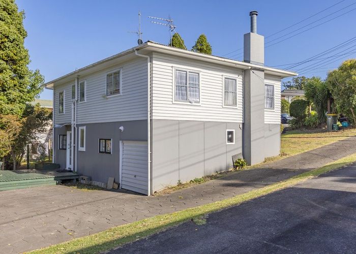  at 21 View Road, Glenfield, North Shore City, Auckland