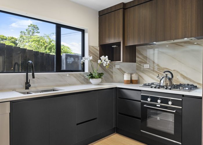  at 2/142 Great South Road, Manurewa, Manukau City, Auckland