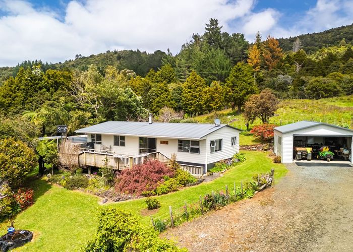  at 6754 State Highway 12, Waimamaku