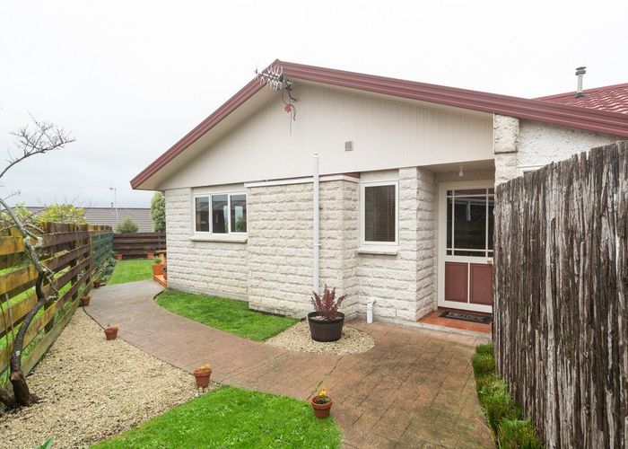  at 106 Kelvin Grove Road, Kelvin Grove, Palmerston North