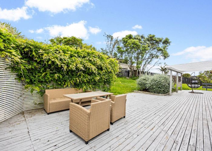  at 8 Forsythe Place, Massey, Waitakere City, Auckland