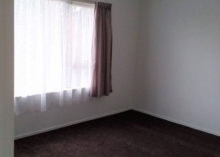  at 2/48 Greenpark Road, Penrose, Auckland City, Auckland