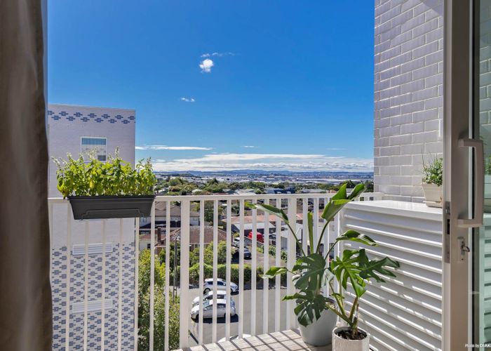  at 410/9D Jordan Avenue, Onehunga, Auckland City, Auckland