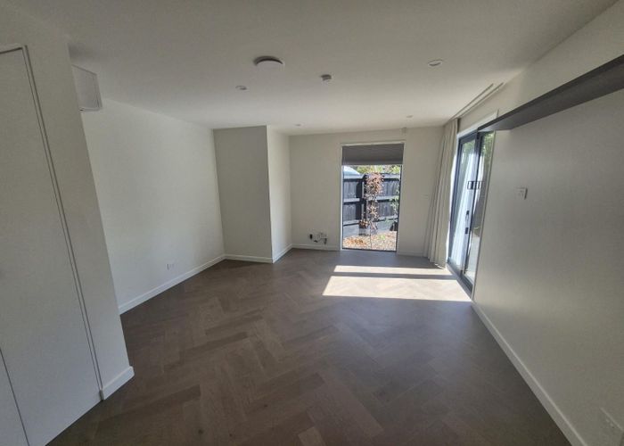  at 4/64 Opawa Road, Opawa, Christchurch City, Canterbury