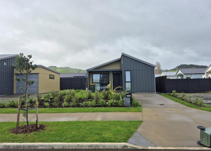  at lot 67 MATAIKOKAKO LOOP, Kawakawa Bay, Manukau City, Auckland