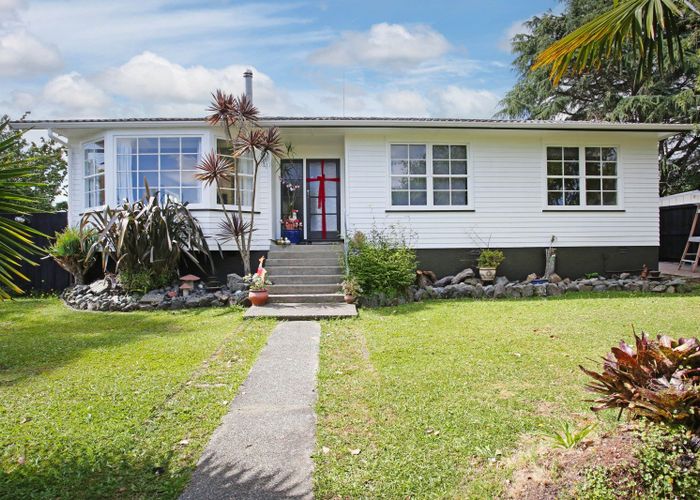  at 18 Burbank Avenue, Manurewa, Manukau City, Auckland