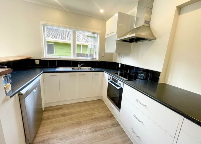  at 8 Halsey Drive, Lynfield, Auckland City, Auckland