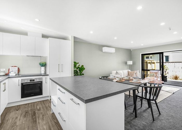  at 16/15 Brook Street, Waiwhetu, Lower Hutt, Wellington