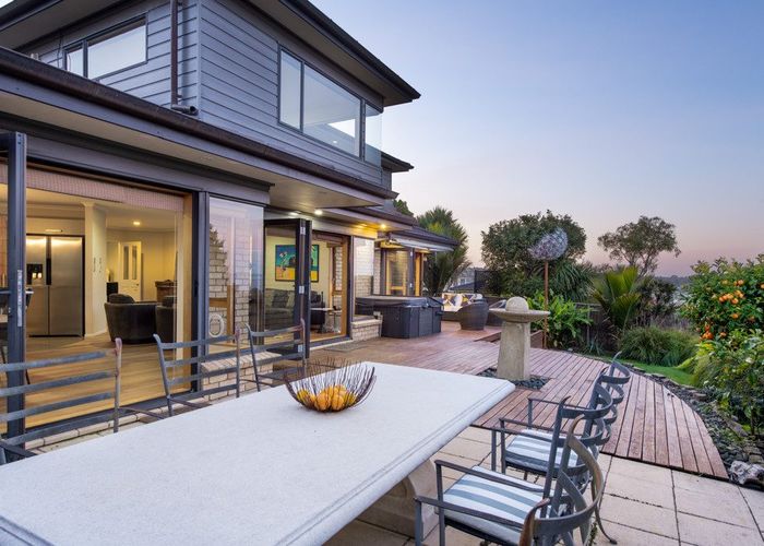  at 35 KOWHAI RD, Mairangi Bay, Auckland
