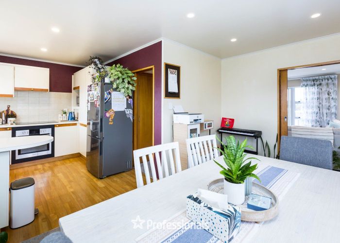 at 19 Haylock Grove, Totara Park, Upper Hutt, Wellington