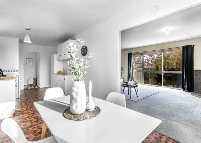  at 18 Argyle Street, Kew, Invercargill