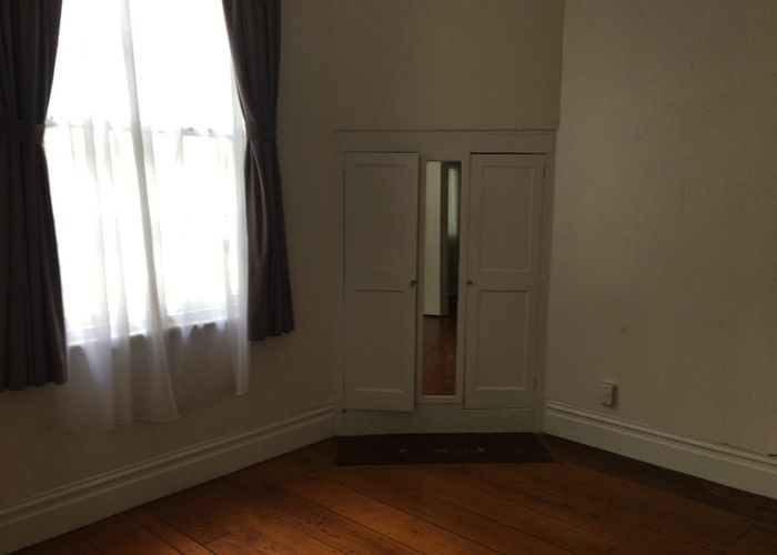  at 2/31 Castle St, Grey Lynn, Auckland City, Auckland