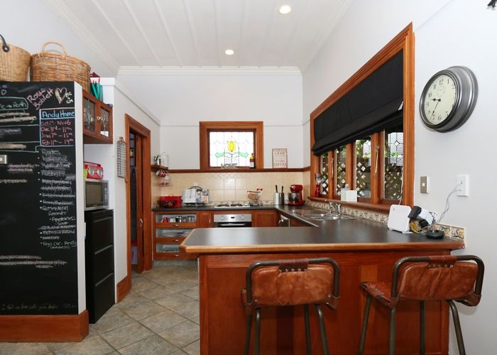  at 48 Fitzroy Street, Terrace End, Palmerston North