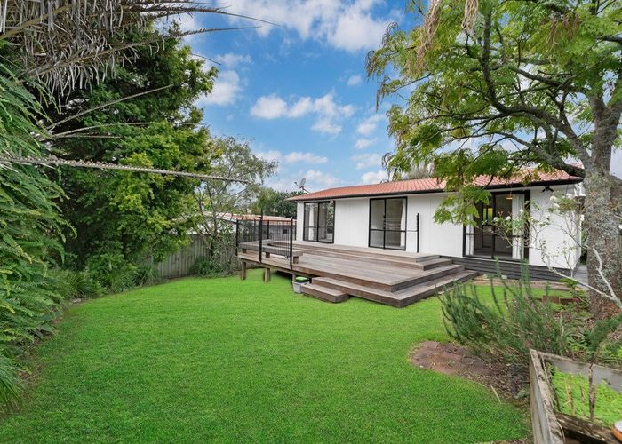  at 1/25 Taranui Place, Henderson, Waitakere City, Auckland