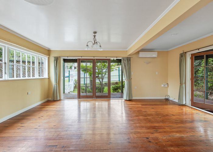  at 2/292 GLENFIELD Road, Glenfield, Auckland