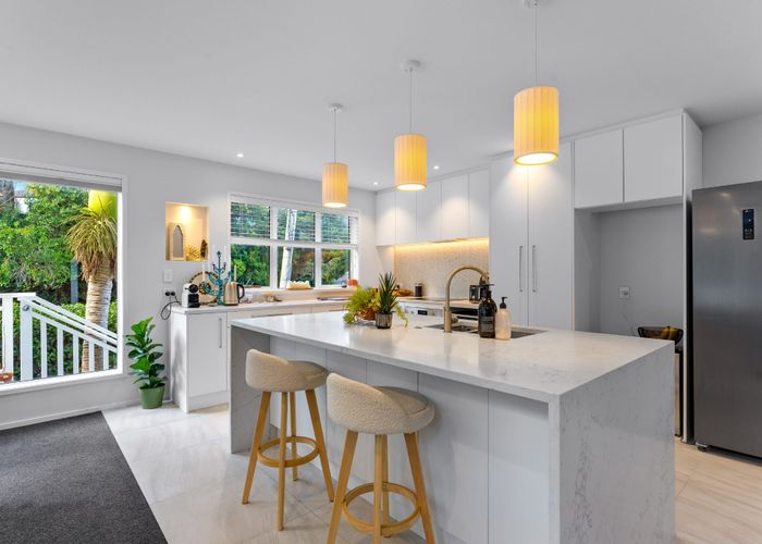  at 32A Sandown Road, Rothesay Bay, North Shore City, Auckland