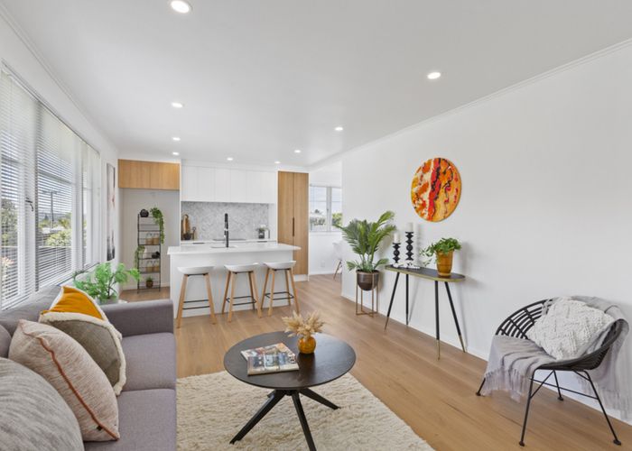  at 32 Neil Avenue, Te Atatu Peninsula, Auckland