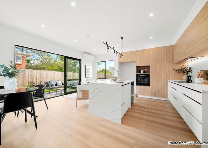  at 37D Corunna Road, Milford, North Shore City, Auckland