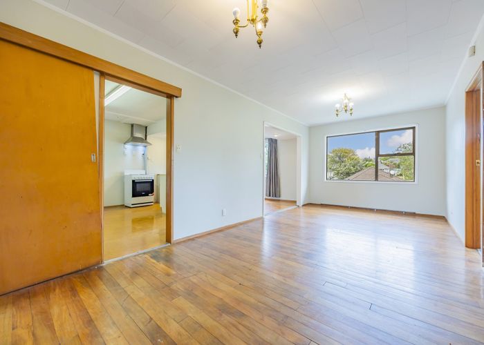  at 2/5A Oran Road, Panmure, Auckland City, Auckland