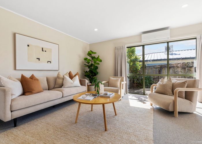  at 3B Picasso Drive, West Harbour, Waitakere City, Auckland