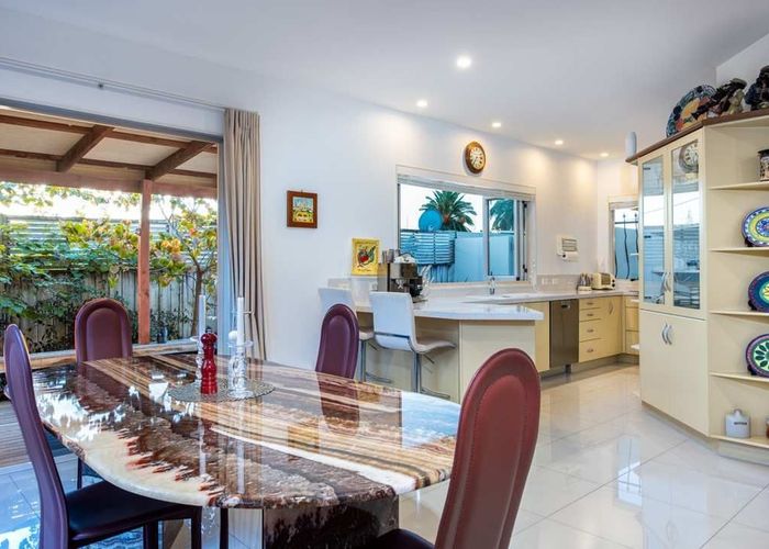  at 12A Brook St, Milford, North Shore City, Auckland
