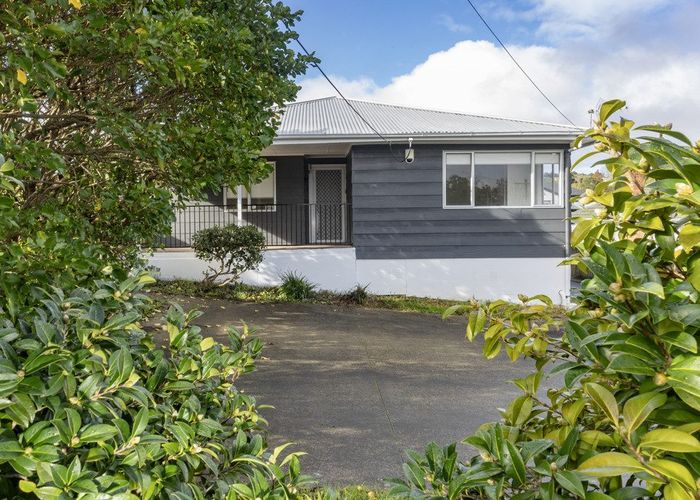  at 22 Norman Road, Titirangi, Waitakere City, Auckland