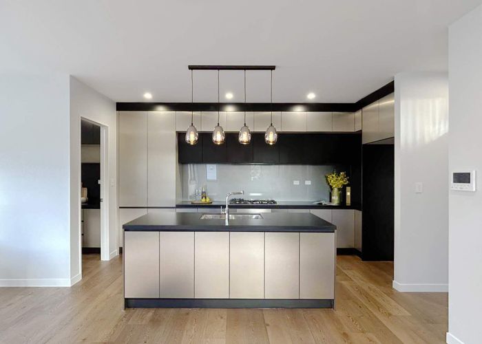  at 2/56 Ellerton Road, Mount Eden, Auckland City, Auckland