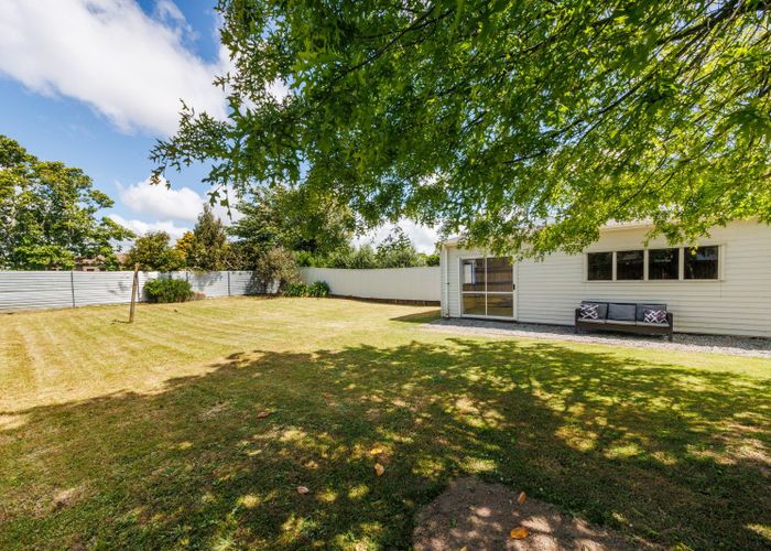  at 6 Stirling Crescent, Hokowhitu, Palmerston North