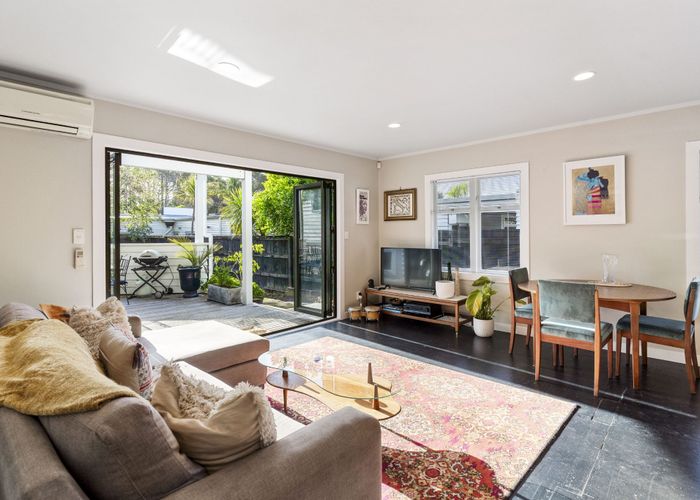  at 4/68D Malvern Road, Mount Albert, Auckland