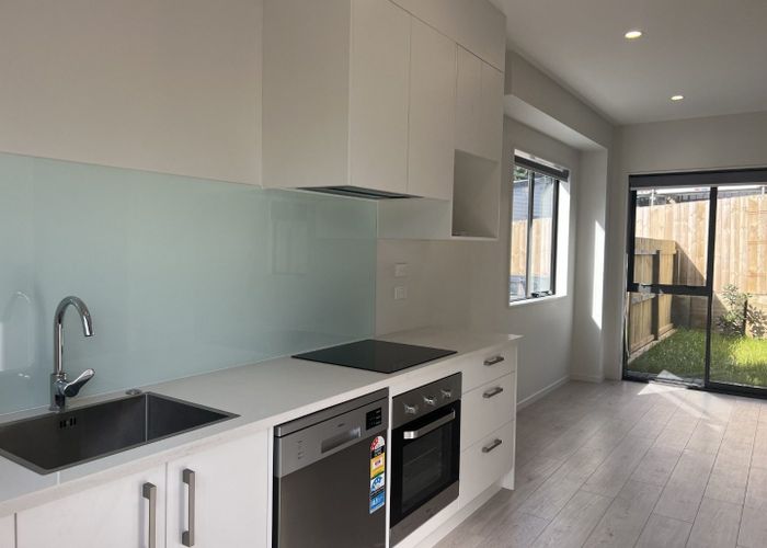  at 5/39 Renata Cres, Te Atatu Peninsula, Waitakere City, Auckland