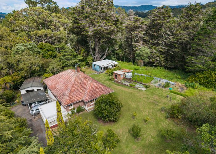 at 14 Vineyard Road, Henderson Valley, Auckland