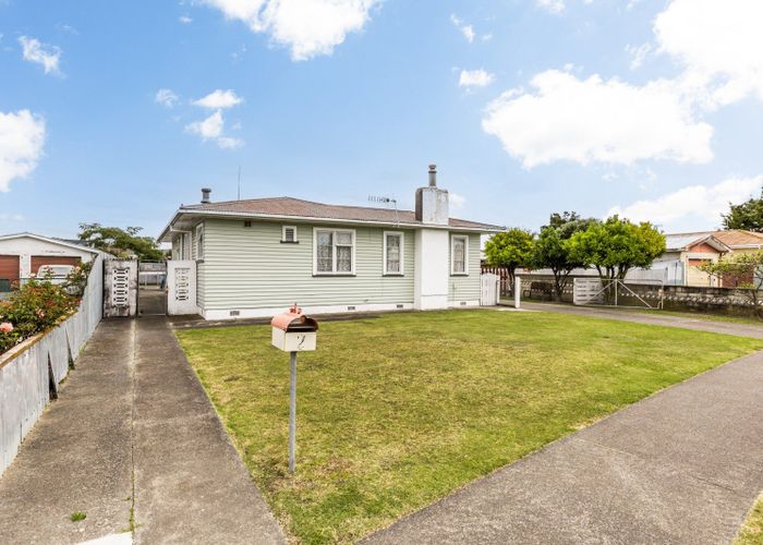  at 2 Merton Crescent, Pirimai, Napier