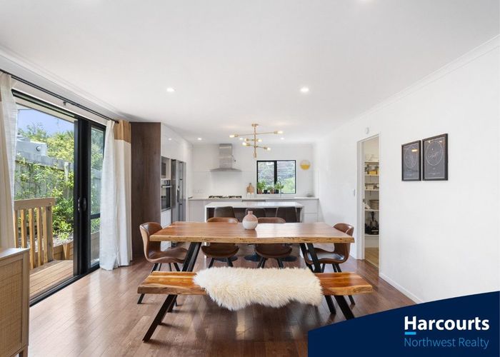  at 1b Makora Road, Massey, Waitakere City, Auckland