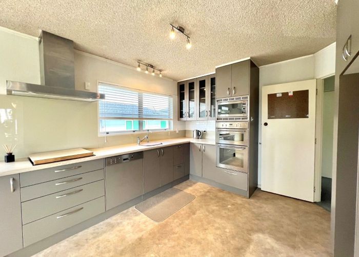 at 36 McInnes Road, Weymouth, Auckland