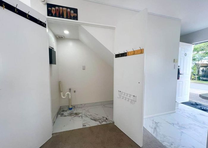  at 15/218 Captain Springs Road, Onehunga, Auckland City, Auckland
