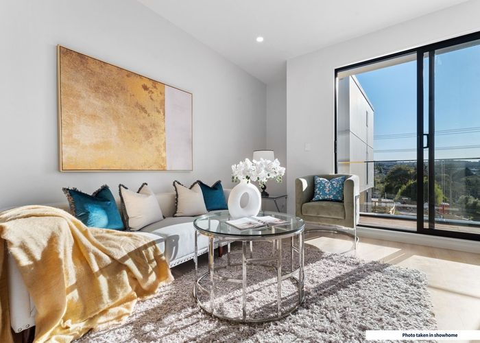  at 1/18 Hetherington Road, Ranui, Waitakere City, Auckland