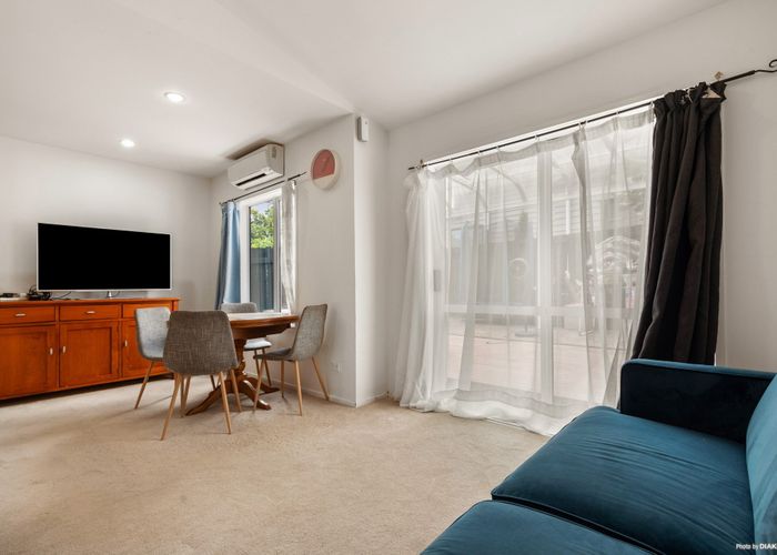  at 9/30 John Jennings Drive, Oteha, Auckland