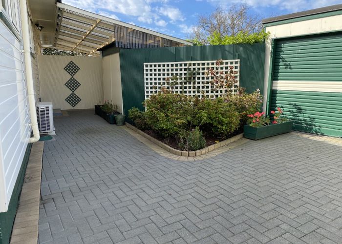  at 49 Steven Street, Mangere East, Auckland