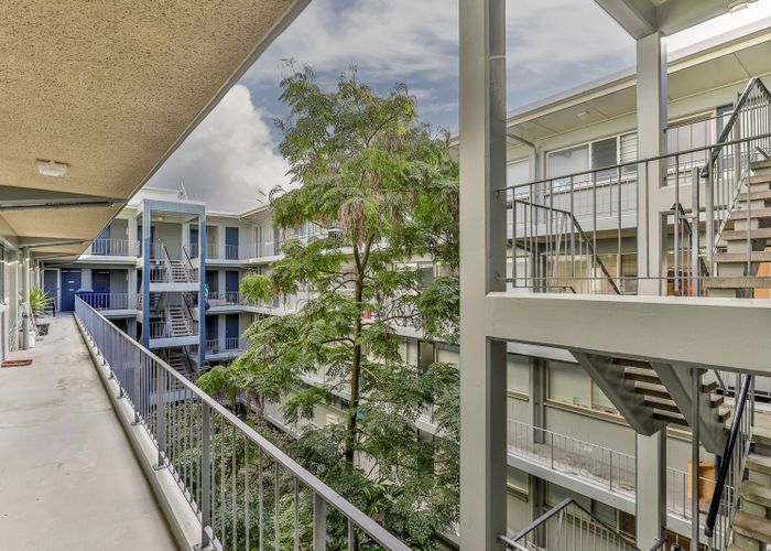  at 406/9 Sarawia Street, Newmarket, Auckland City, Auckland