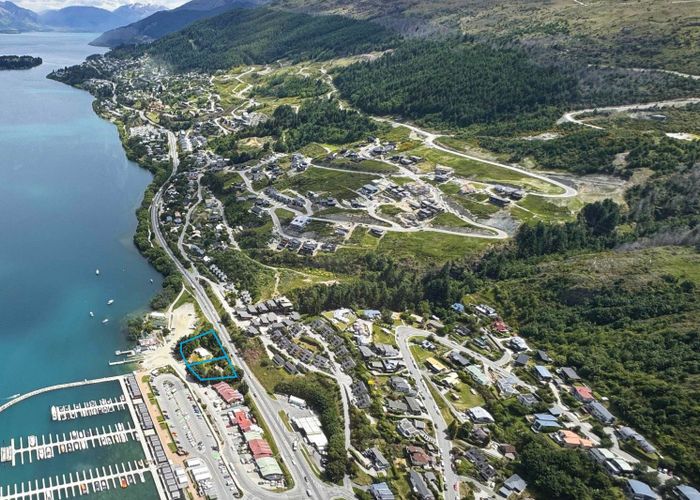  at 819-823 Frankton Road, Town Centre, Queenstown-Lakes, Otago