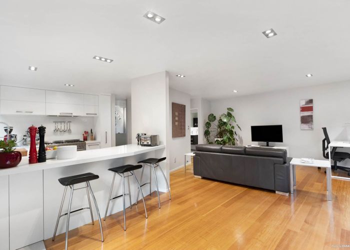  at 16B Auckland Road, St Heliers, Auckland