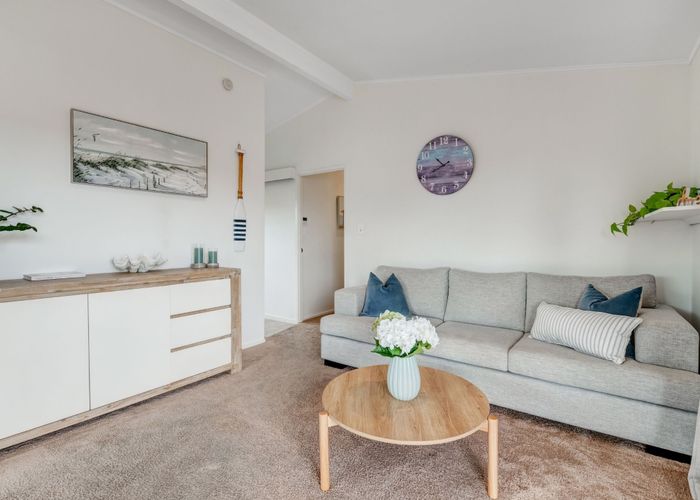  at 7 William Bayes Place, Red Beach, Rodney, Auckland